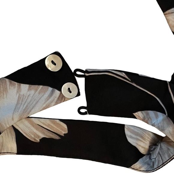 Show Me Your Mumu Casey Collar Top Floral Black Large halter romantic - Picture 8 of 10